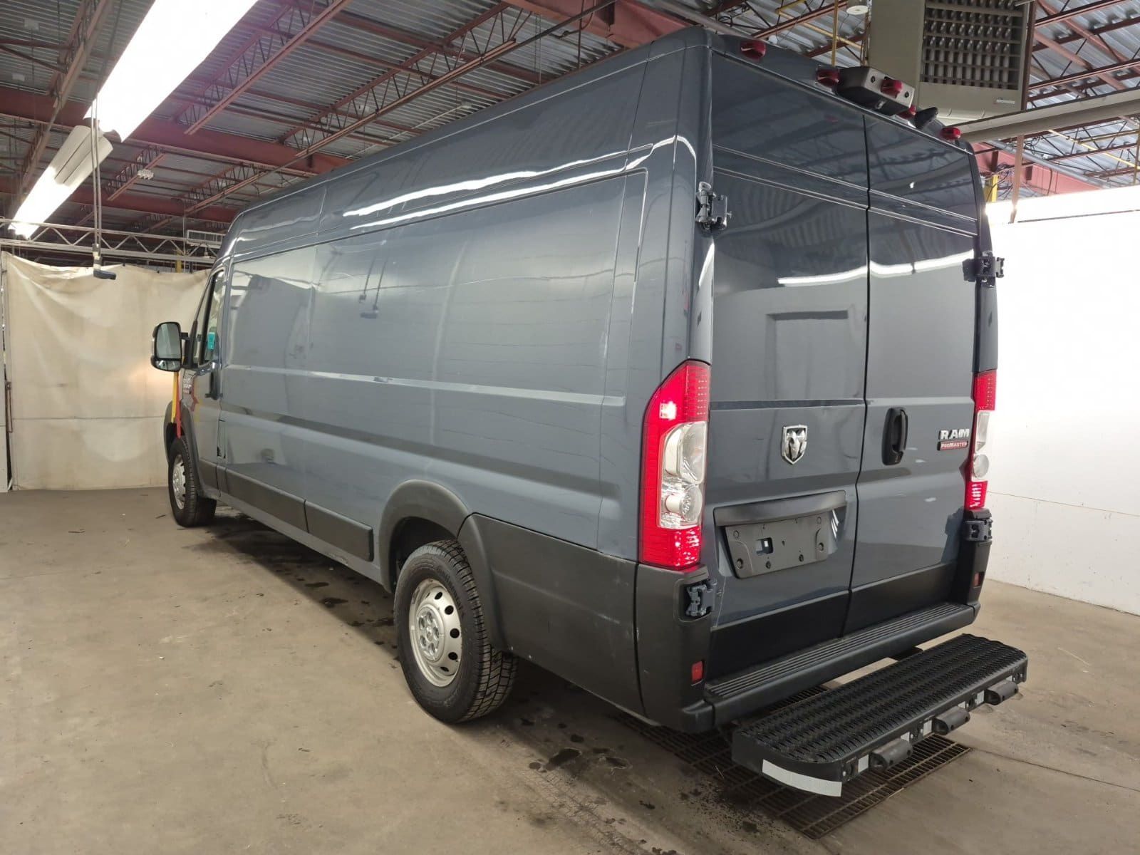 RAM ProMaster 3500 2022 - Thumbnail 6