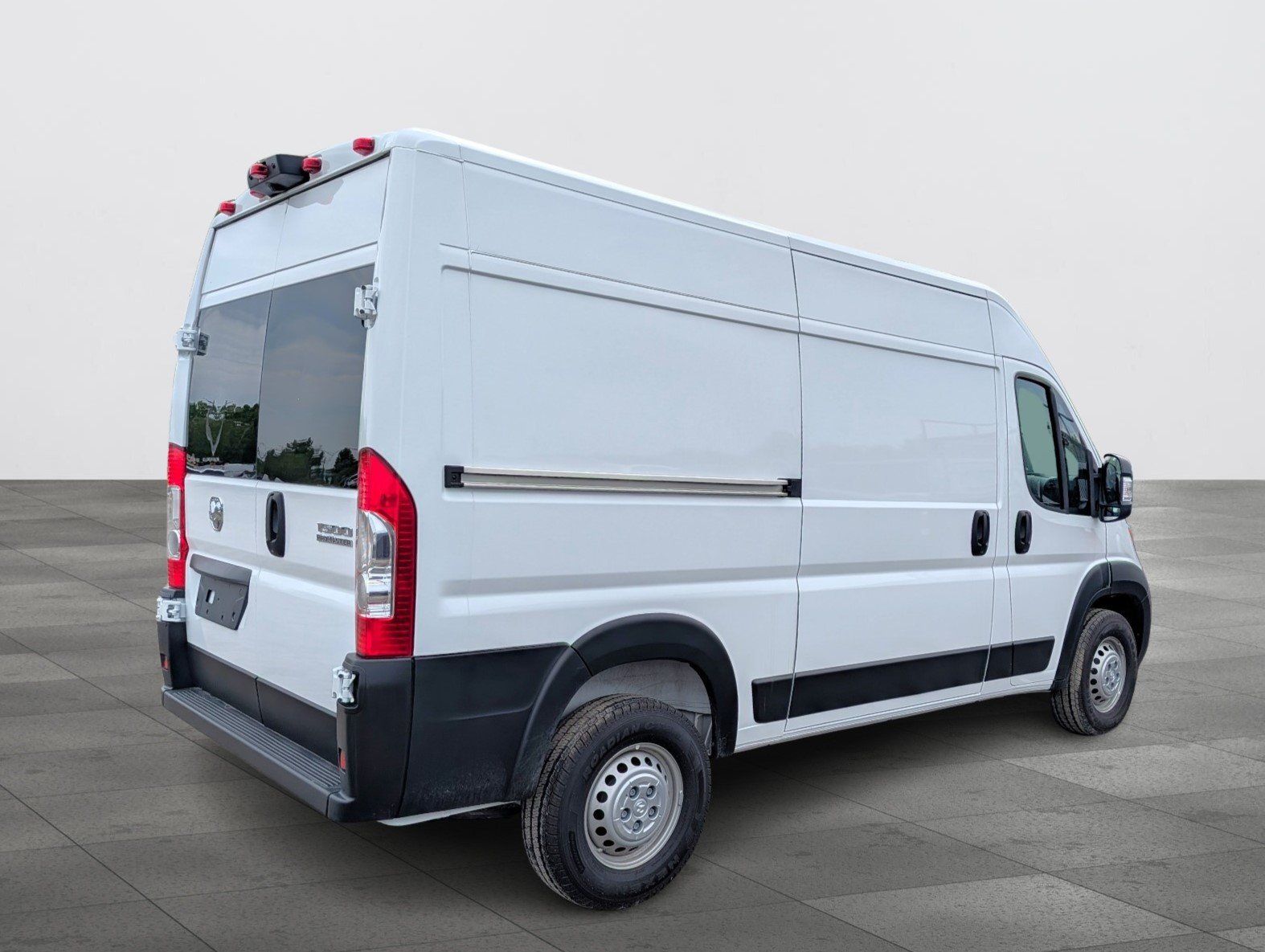 Ram ProMaster 1500 2025 - Thumbnail 9