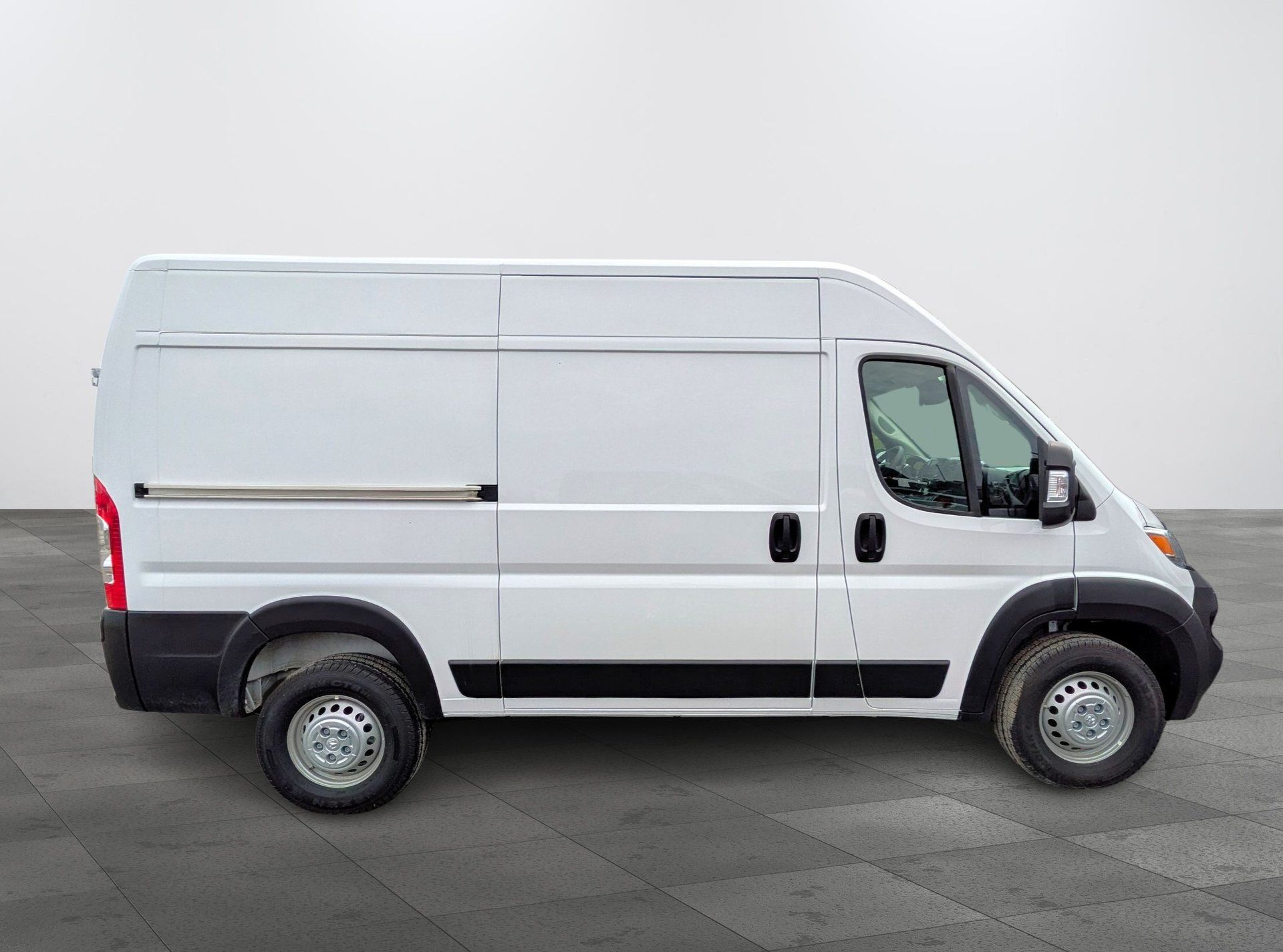 Ram ProMaster 1500 2025 - Thumbnail 5