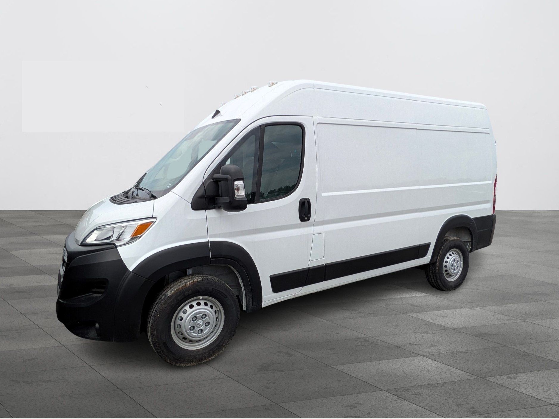 Ram ProMaster 1500 2025 - Thumbnail 3