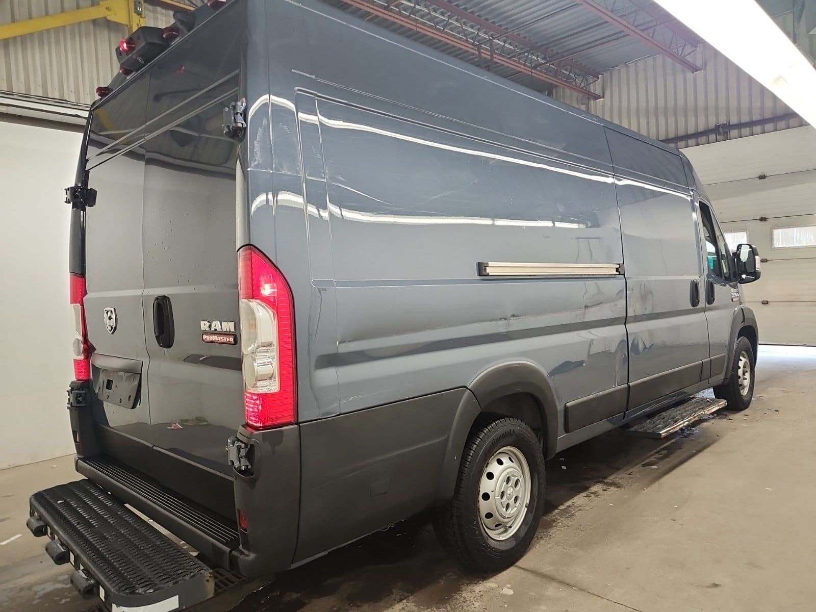 RAM ProMaster 3500 2021 - Thumbnail 3