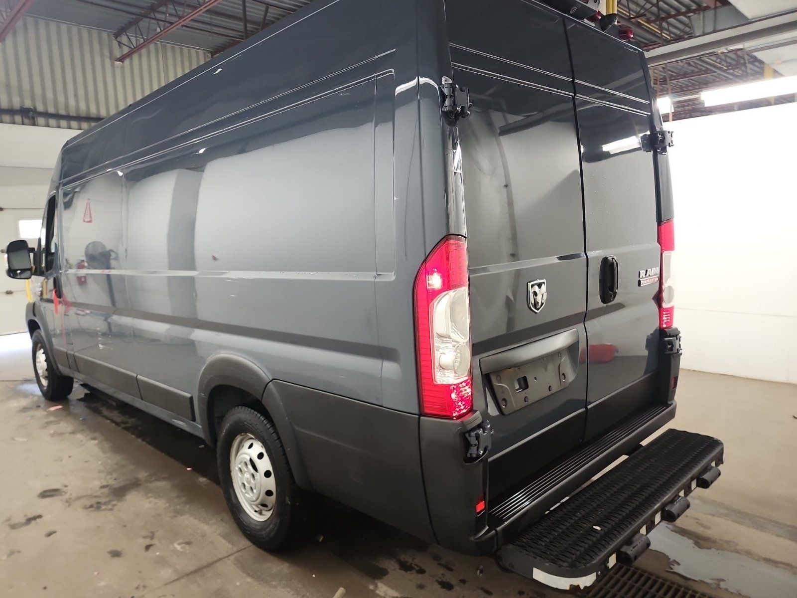 RAM ProMaster 3500 2021 - Thumbnail 6