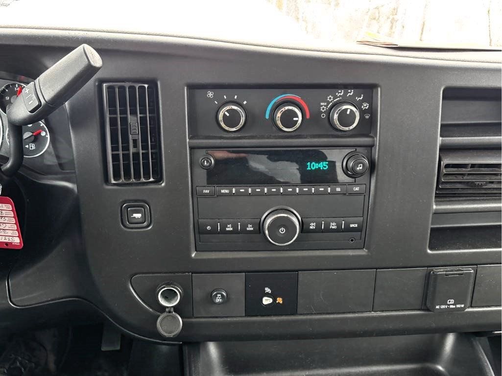 GMC Savana Cutaway 2020 - Thumbnail 10