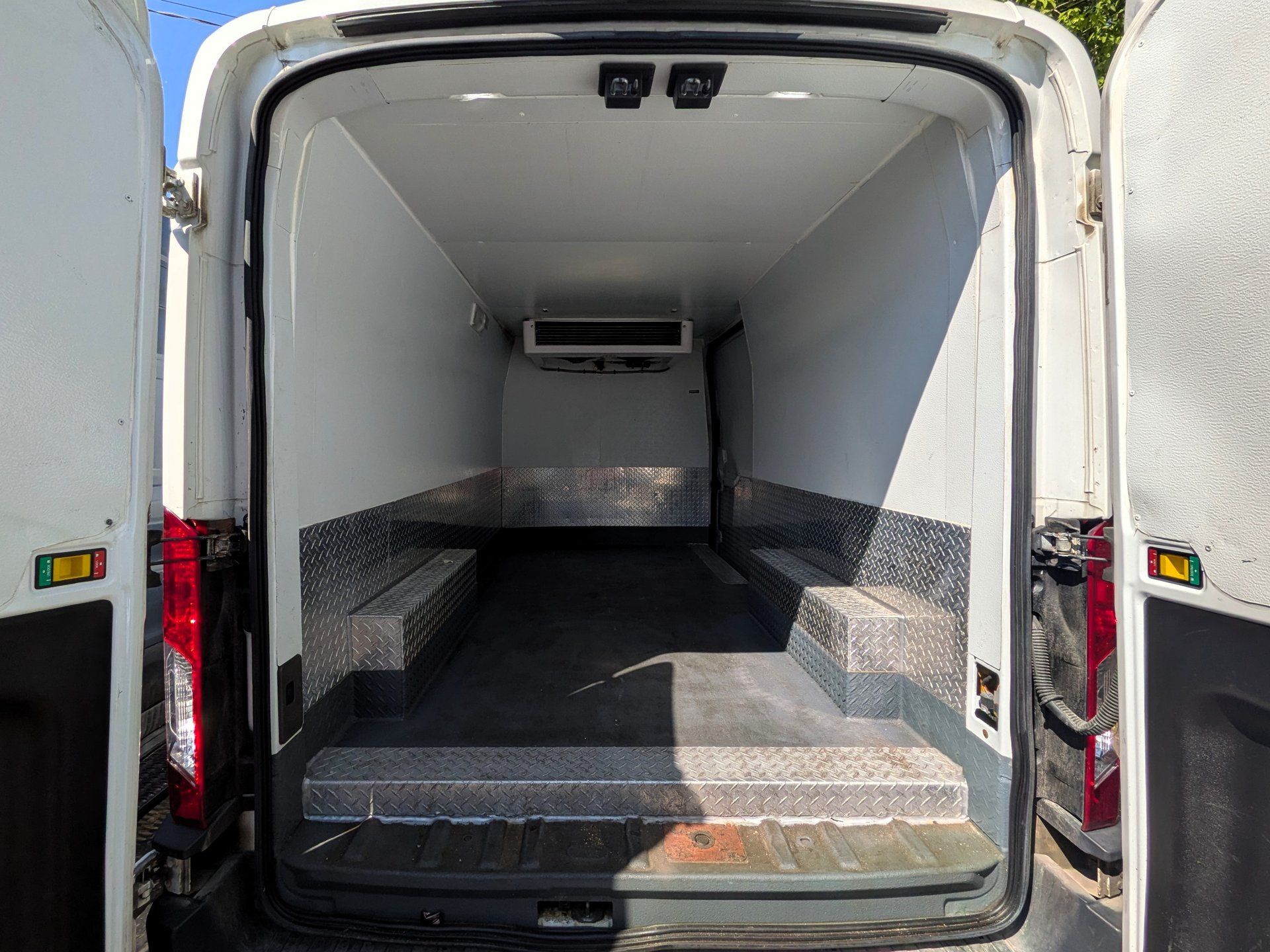Ford Transit-350 Cargo Van 2020 - Thumbnail 18