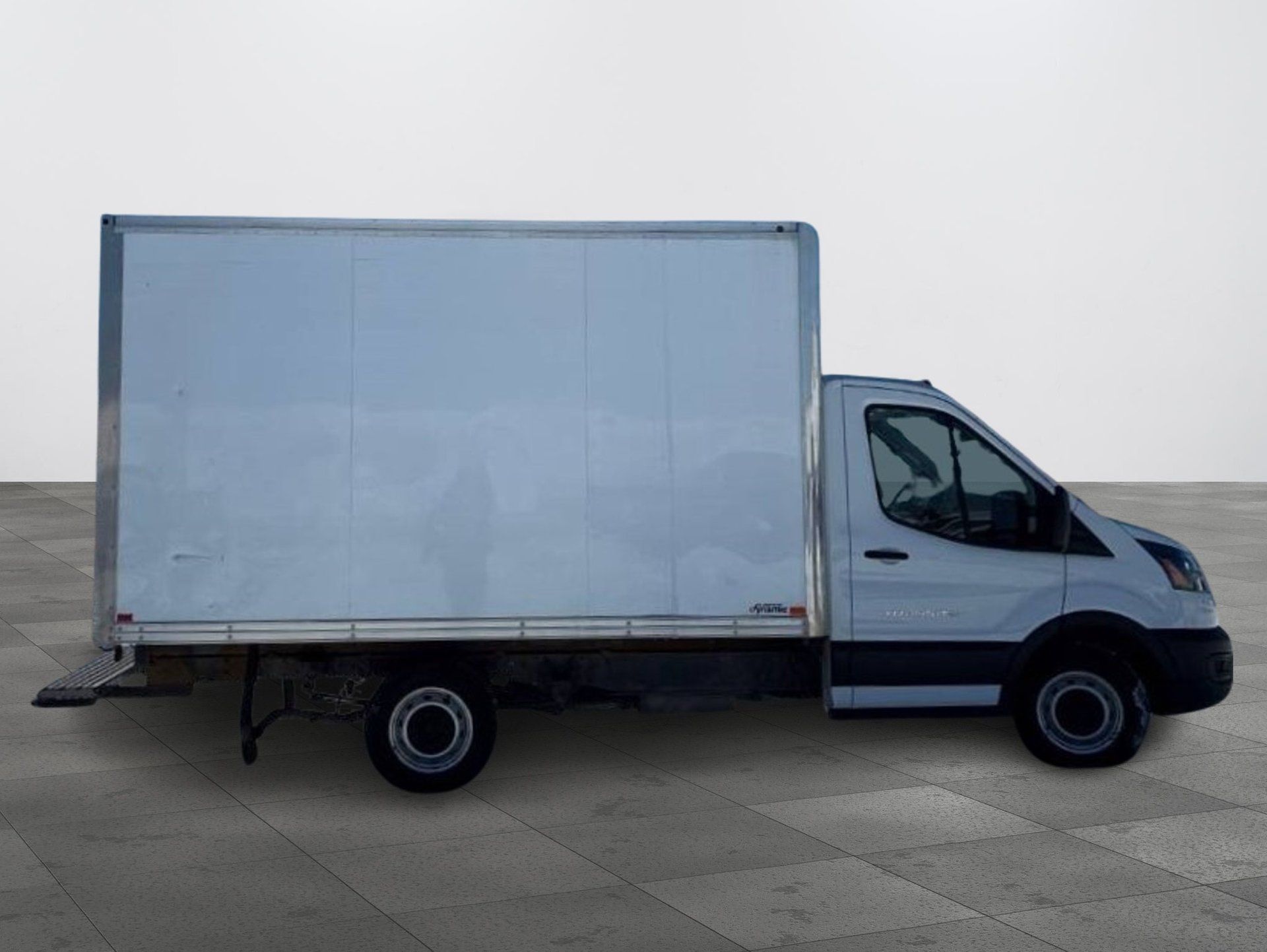 Ford Transit Cutaway 2021 - Thumbnail 5