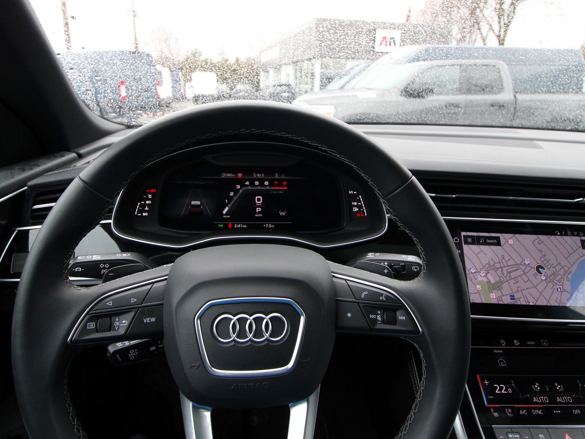 Audi Q8 2025 - Thumbnail 3