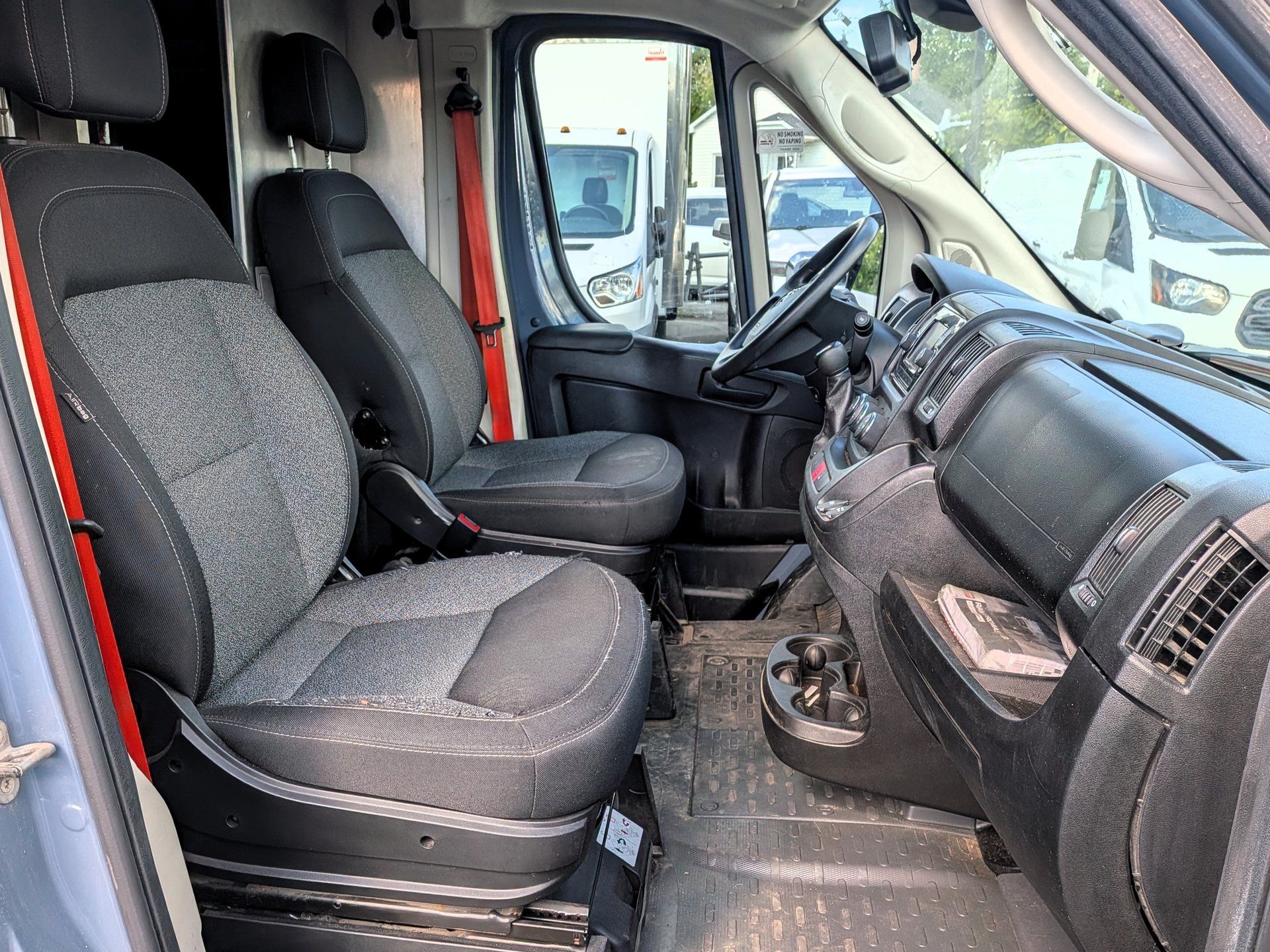 Ram ProMaster 3500 2021 - Thumbnail 16