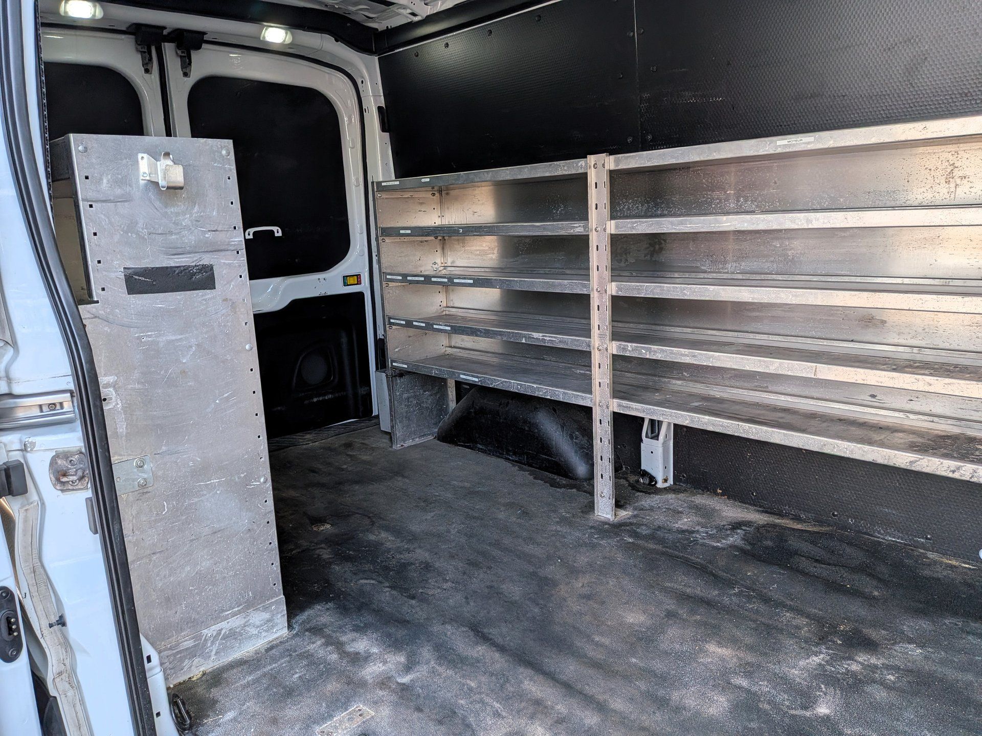 Ford Transit-250 Cargo 2020 - Thumbnail 15