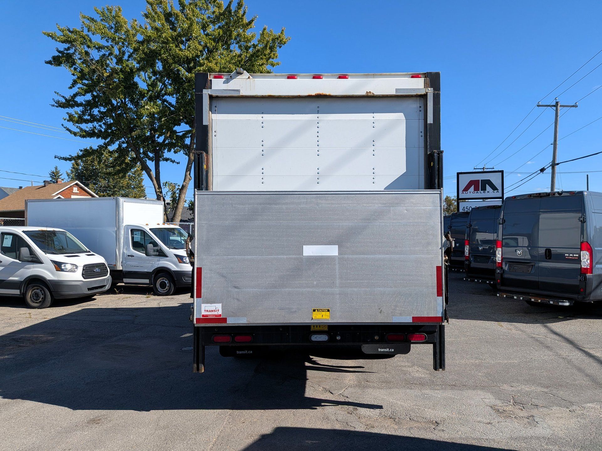 Ford F-550 Super Duty Chassis 2005 - Thumbnail 19