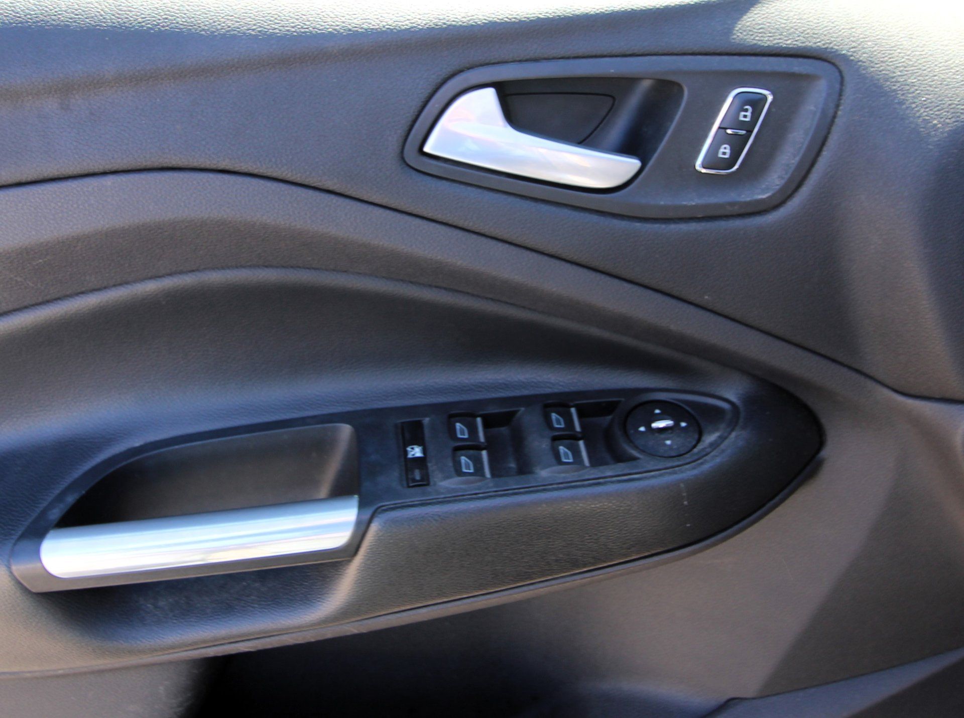 Ford Escape 2015 - Thumbnail 6