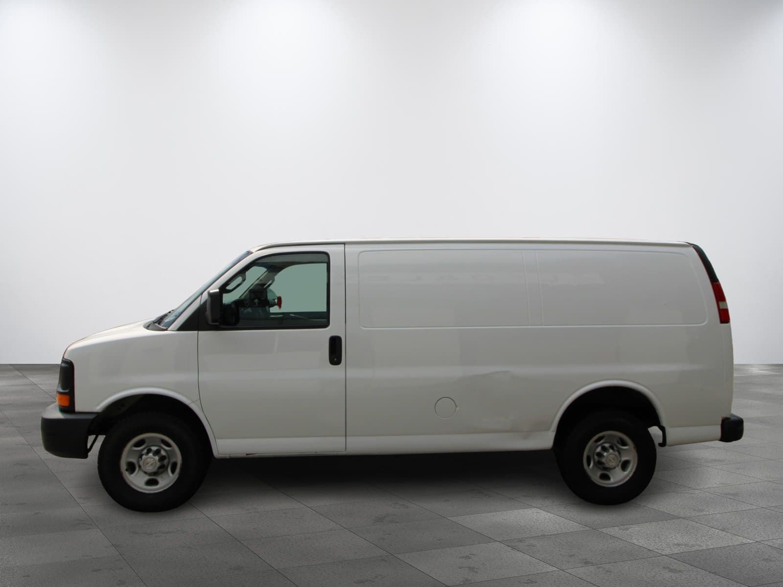Chevrolet Express Cargo Van 2016 - Thumbnail 5