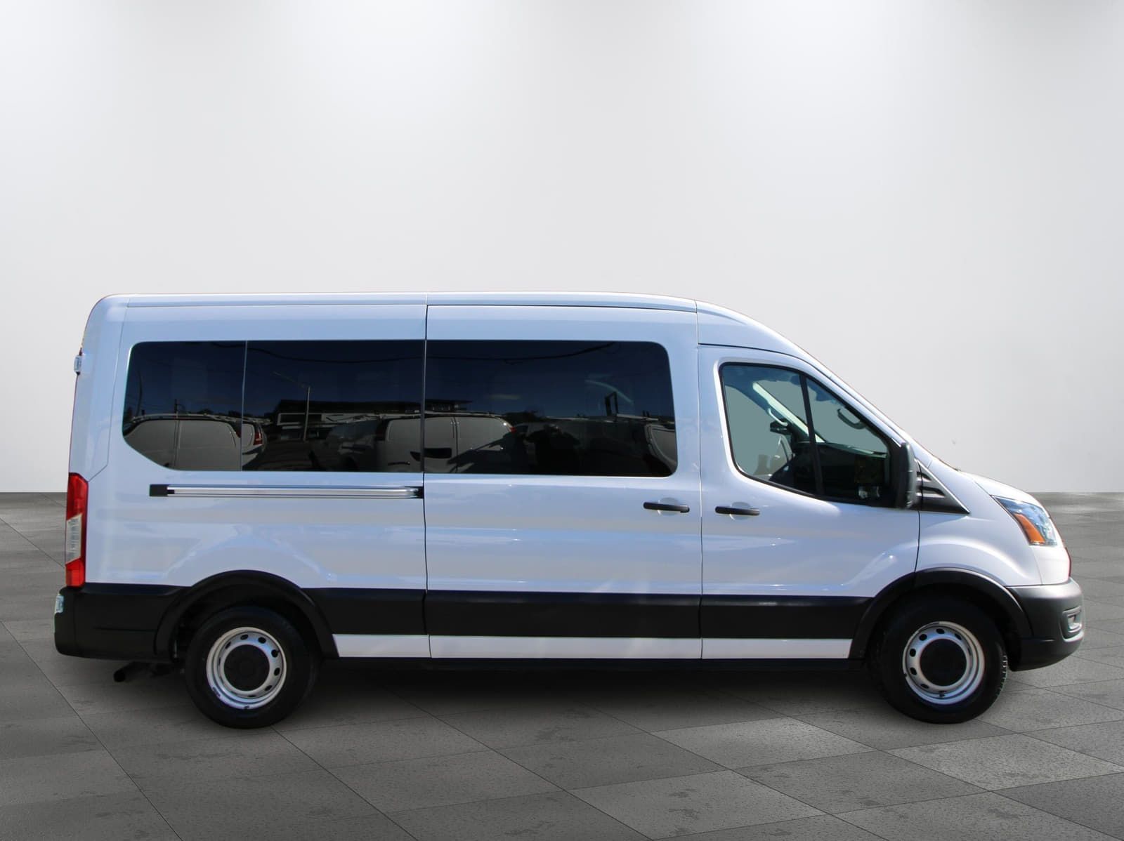 Ford Transit Passenger Wagon 2021 - Thumbnail 5