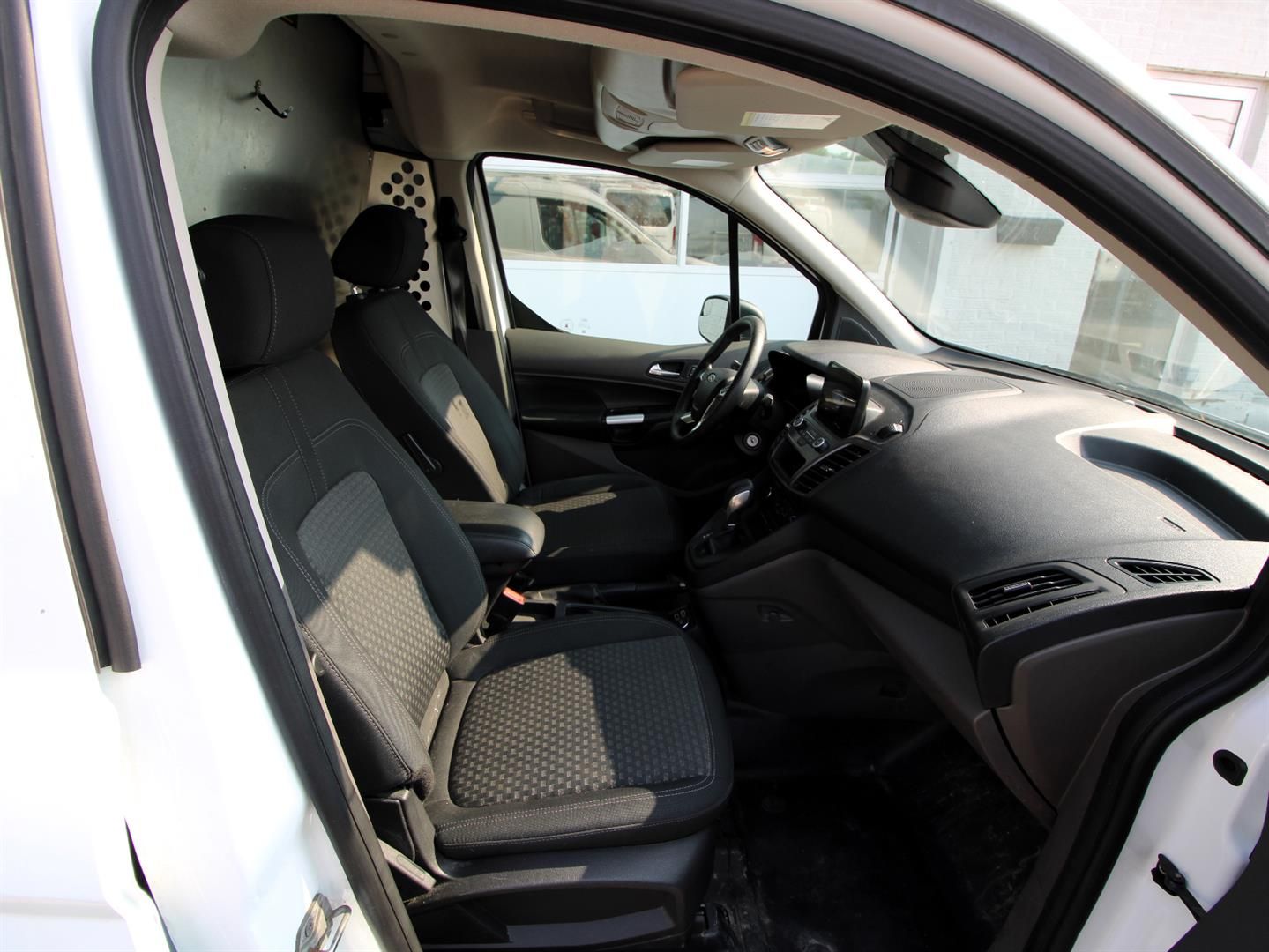 Ford Transit Connect Van 2019 - Thumbnail 18
