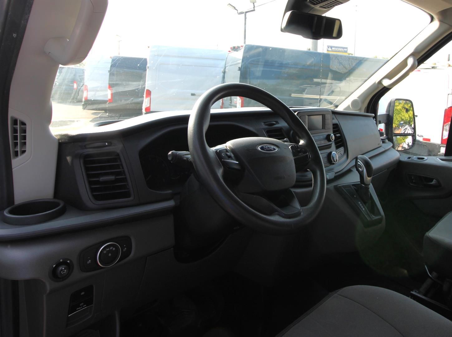 Ford Transit Cargo Van 2021 - Thumbnail 4