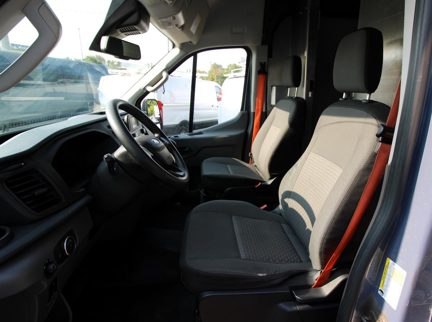 Ford Transit Cargo Van 2021 - Thumbnail 13