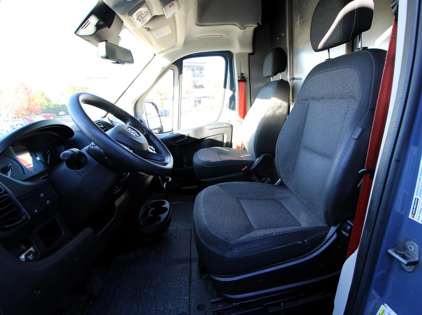 RAM ProMaster Cargo Van 2022 - Thumbnail 12