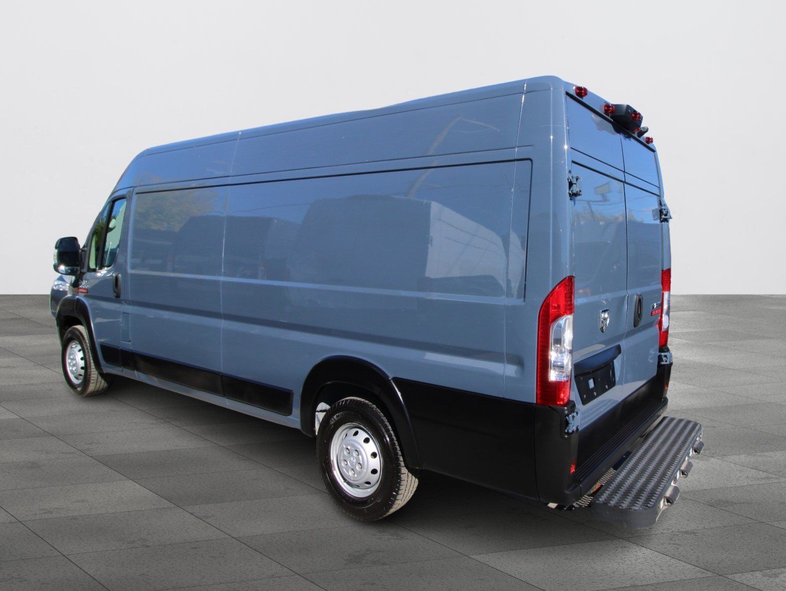RAM ProMaster Cargo Van 2022 - Image 11