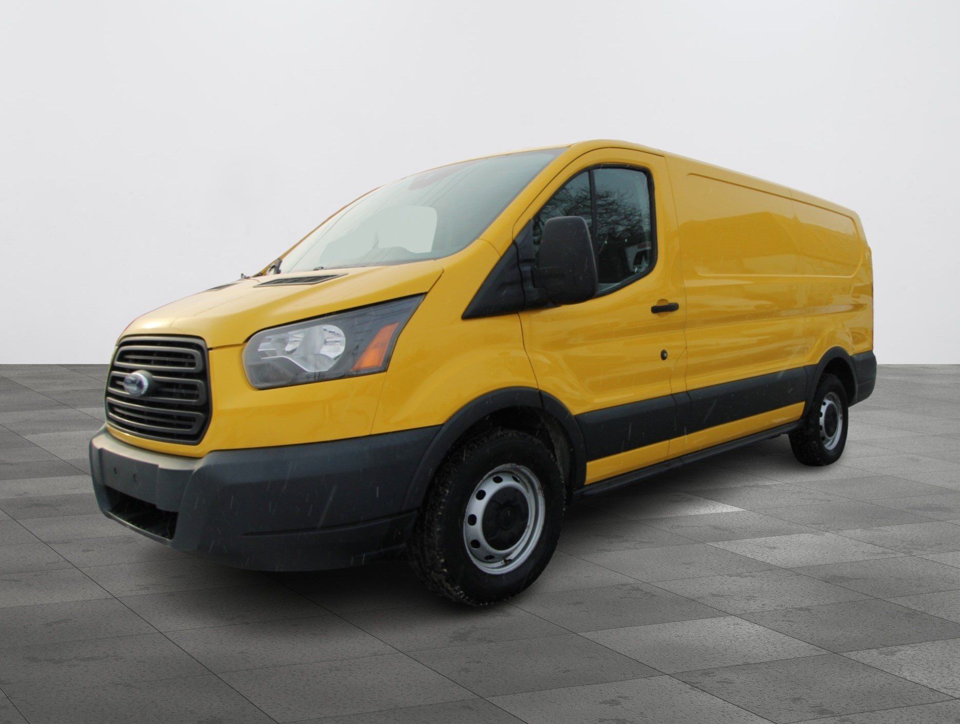 Ford Transit-150 2017 - Image 1