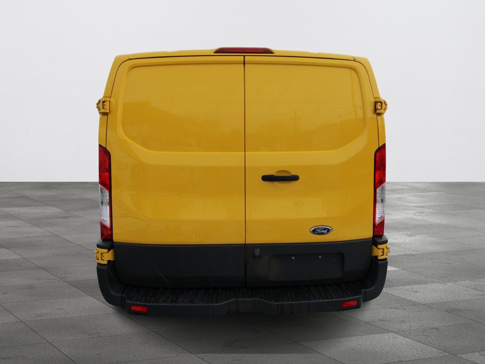 Ford Transit-150 2017 - Image 16