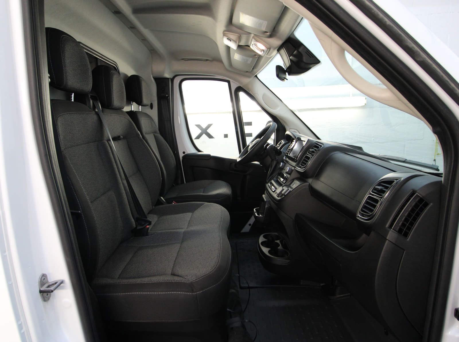 Ram ProMaster 1500 2025 - Image 16
