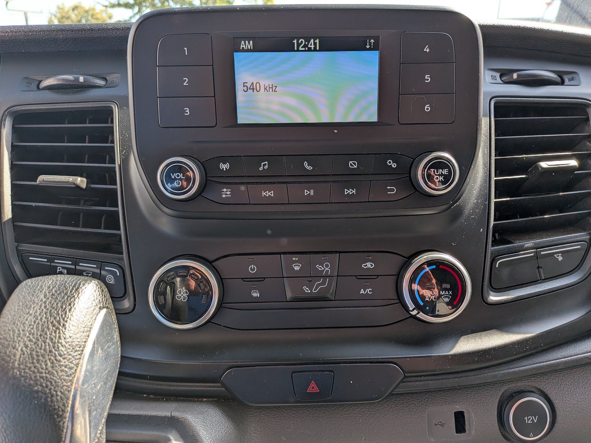 Ford Transit-250 Cargo Van 2021 - Image 11 