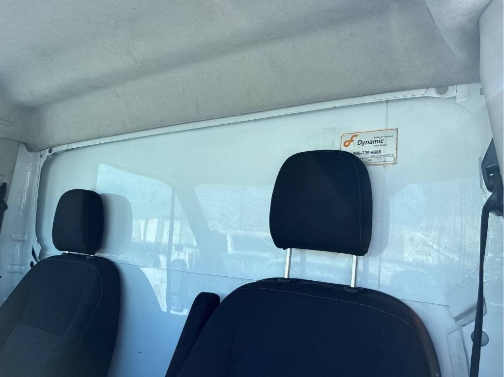 Ford Transit Cutaway 2021 - Image 10