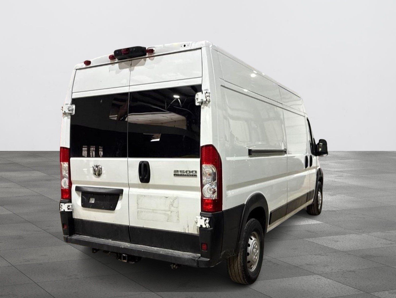 RAM ProMaster 2500 2023 - Image 7