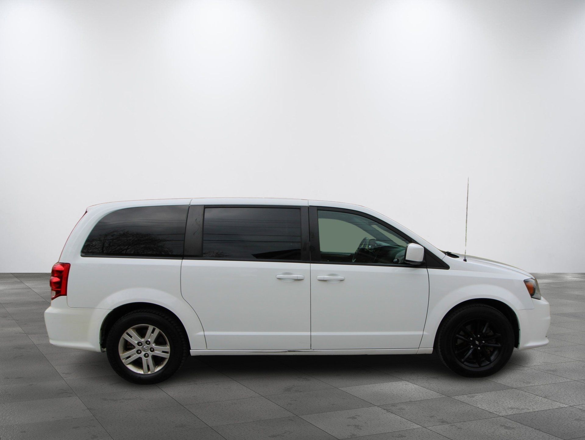 Dodge Grand Caravan 2020 - Image 5