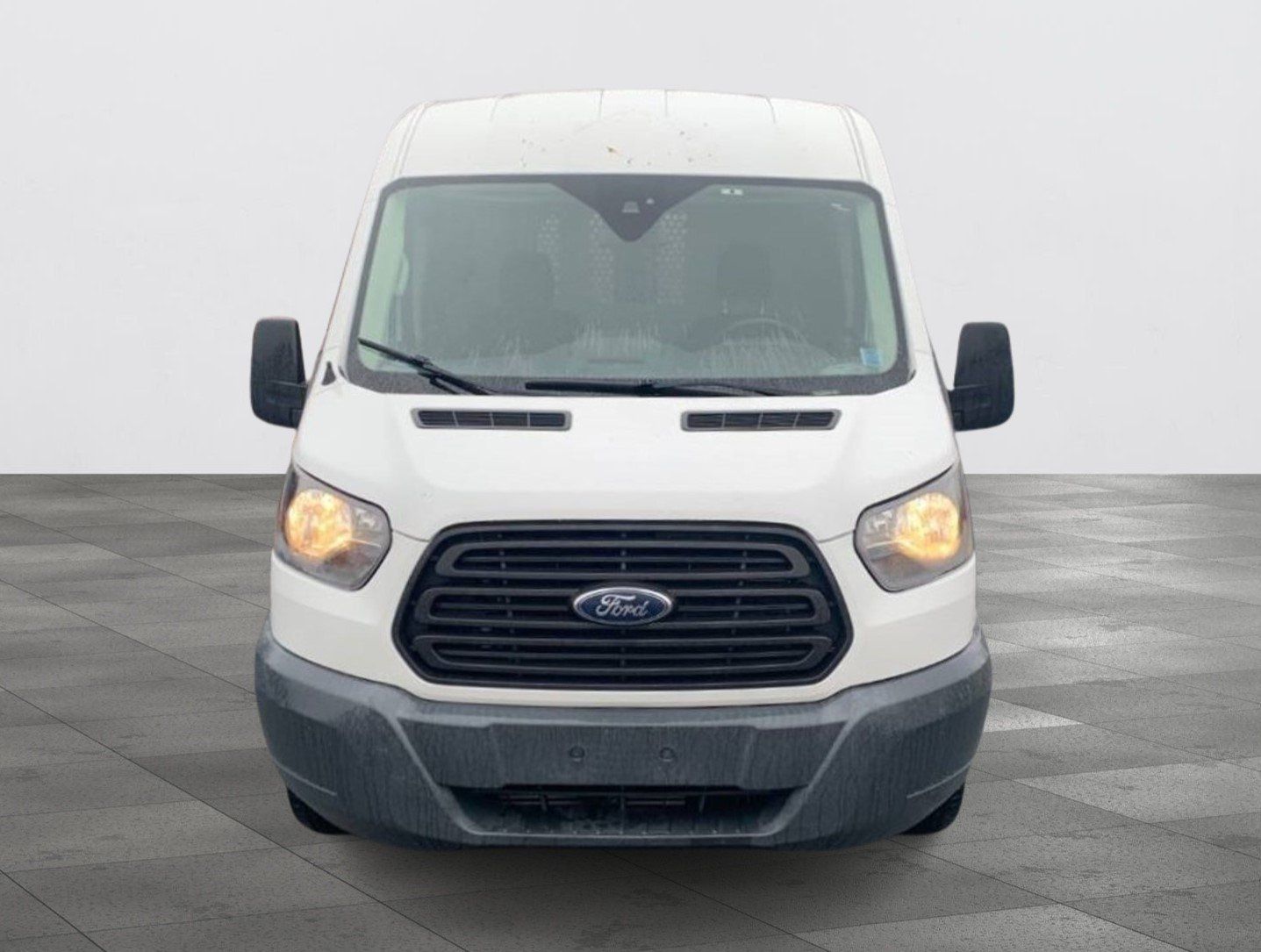 Ford Transit-350 2018 - Image 11