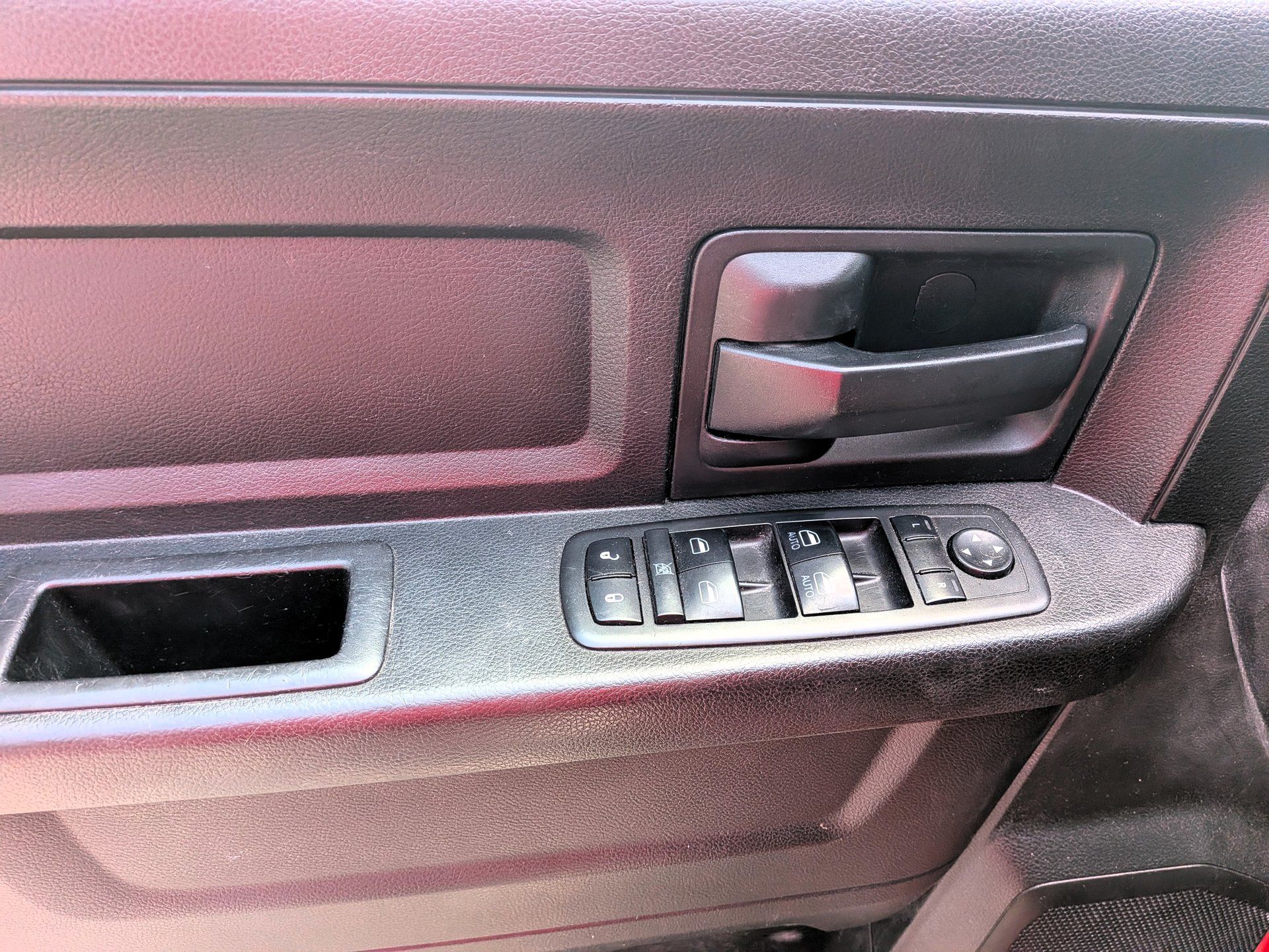 Ram 1500 Classic 2019 - Image 12