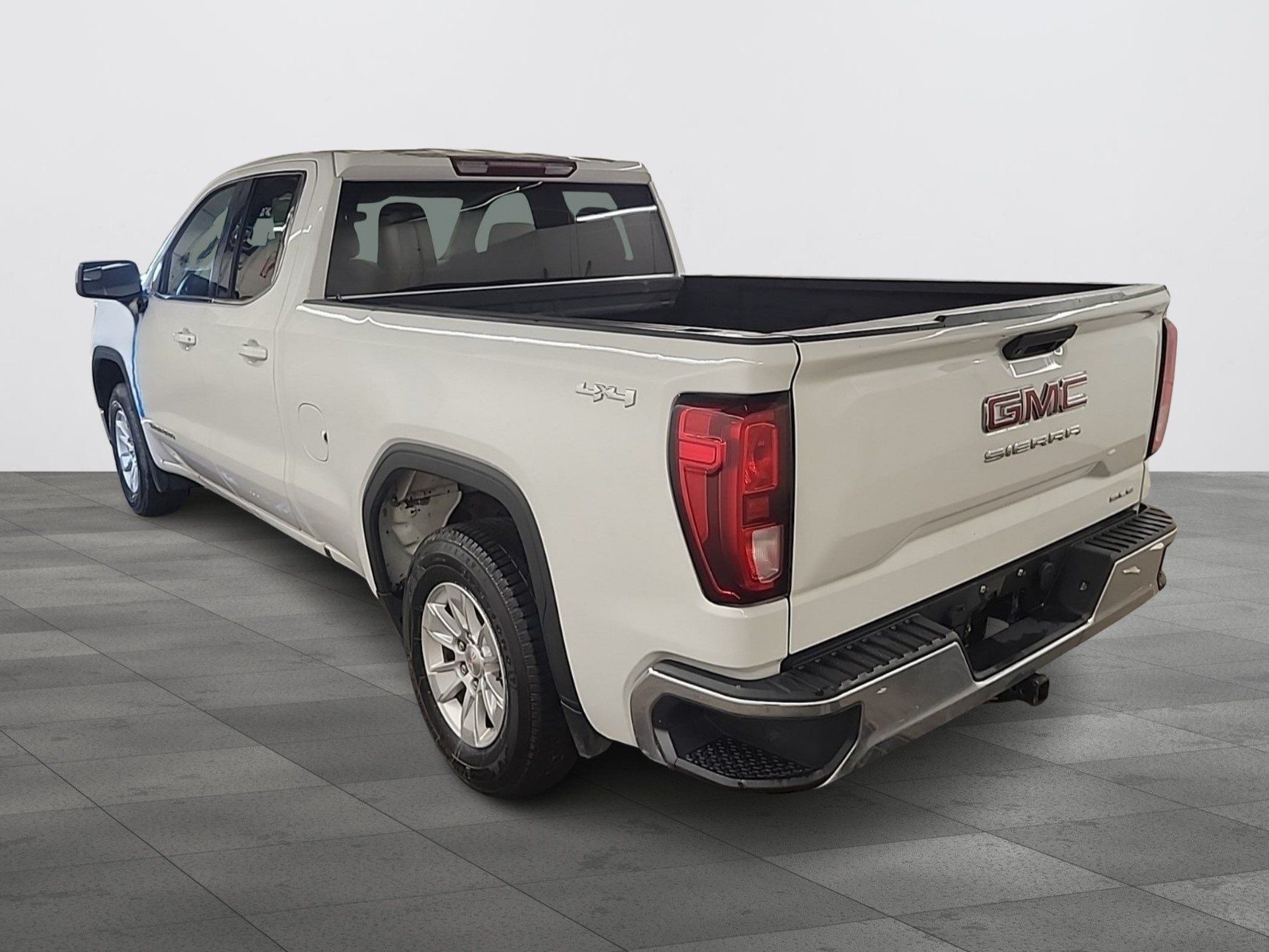 GMC Sierra 1500 2019 - Image 10