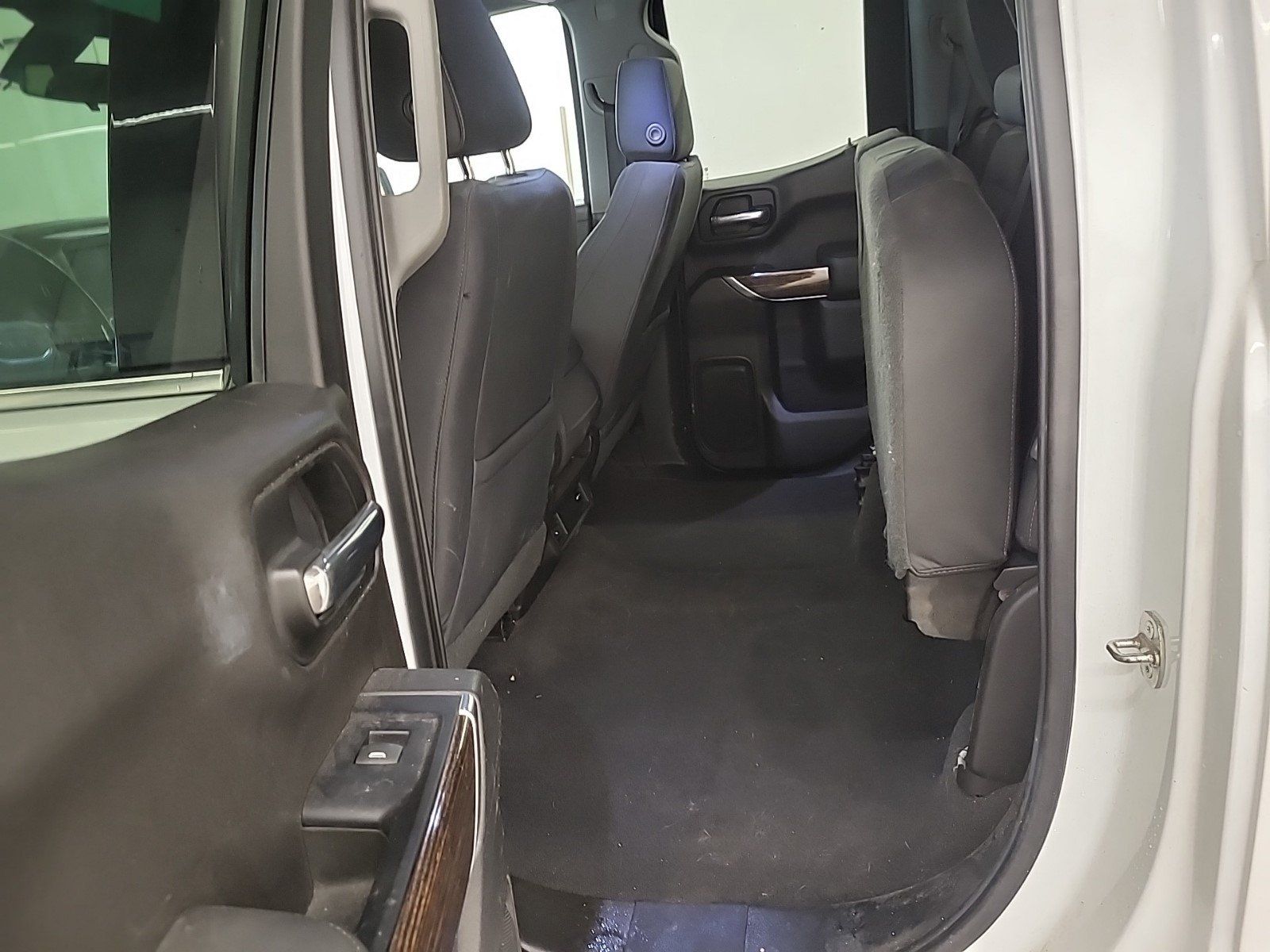 GMC Sierra 1500 2019 - Image 14