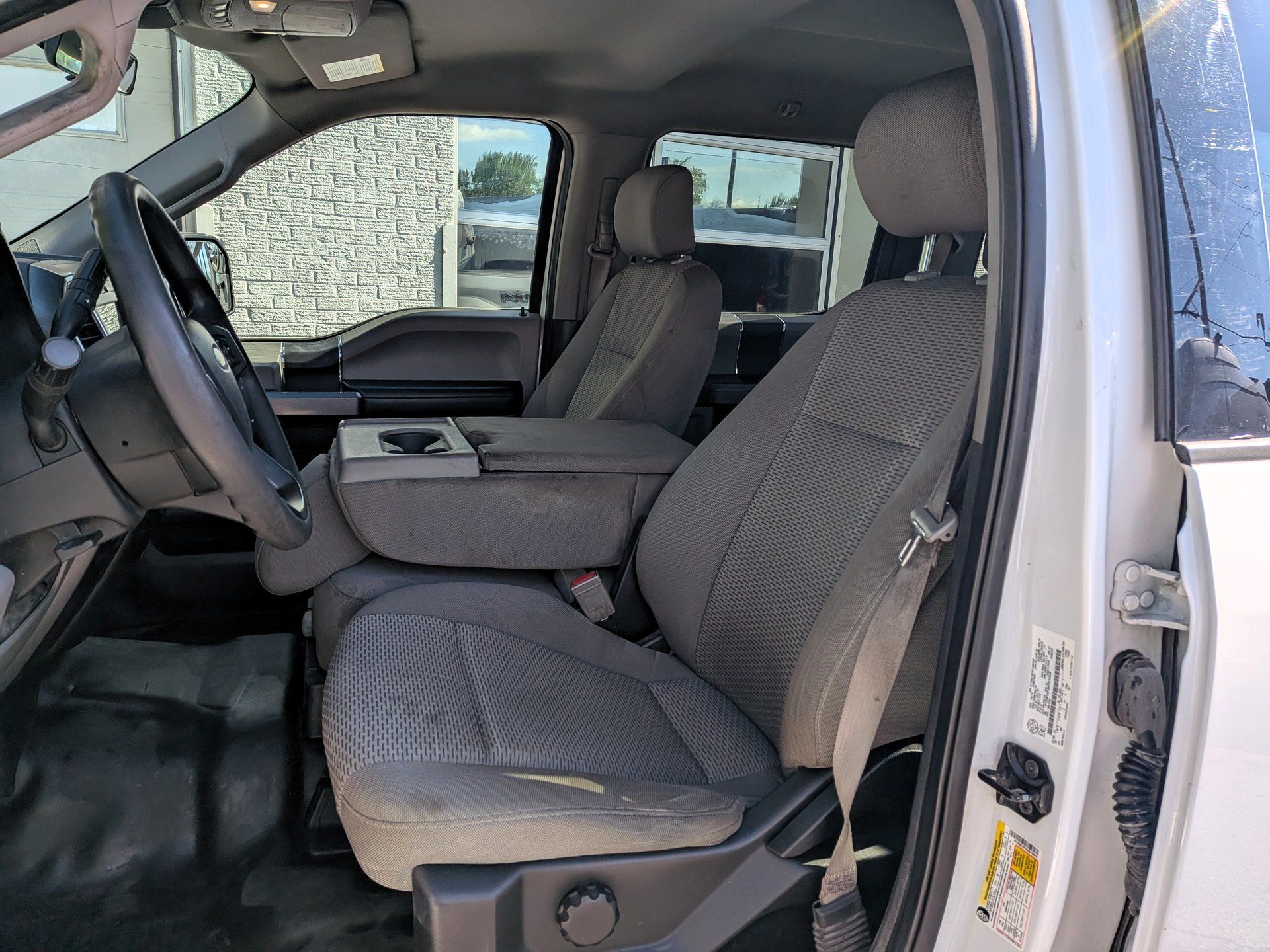 Ford F-150 2019 - Image 16 