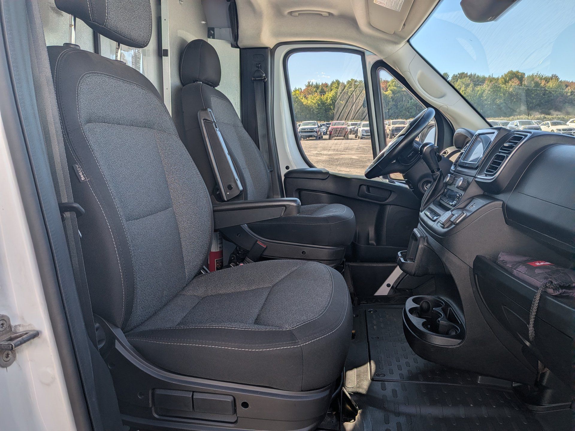 Ram ProMaster 3500 2023 - Image 18 