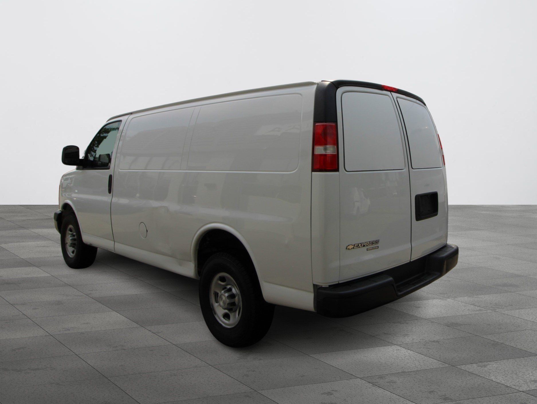 Chevrolet Express Cargo Van 2016 - Image 9