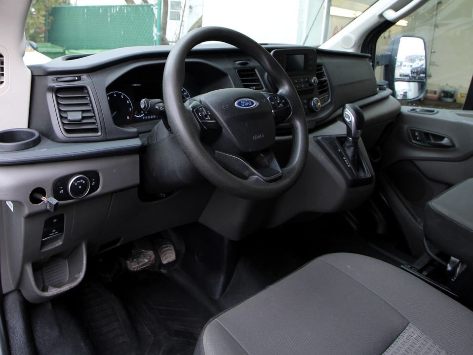 Ford Transit-250 Cargo Van 2021 - Image 5