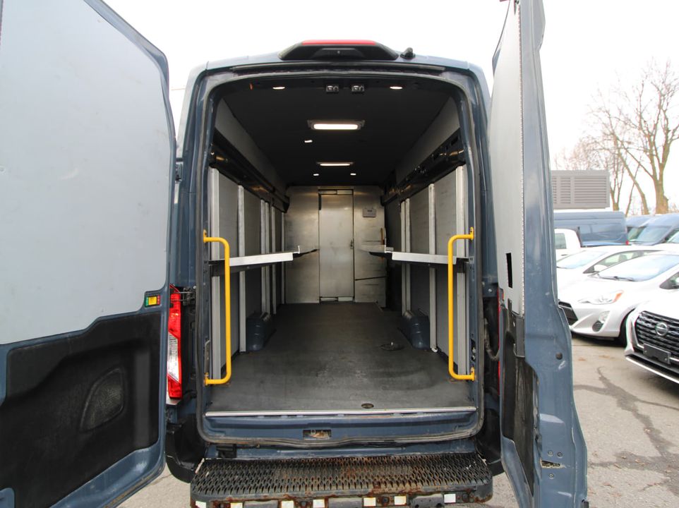 Ford Transit-250 Cargo Van 2021 - Image 14