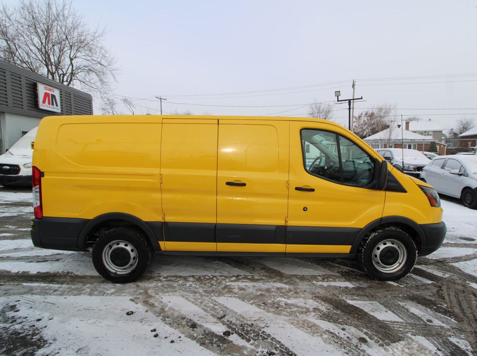 Ford Transit-150 2017 - Image 5
