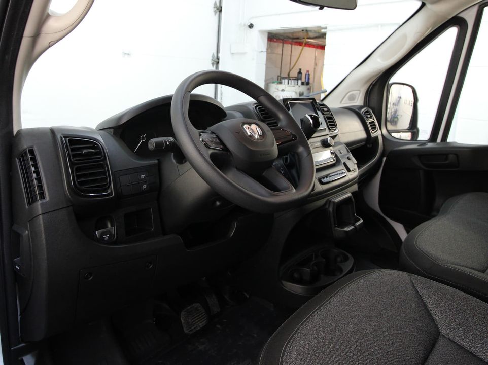 Ram ProMaster 1500 2025 - Image 4