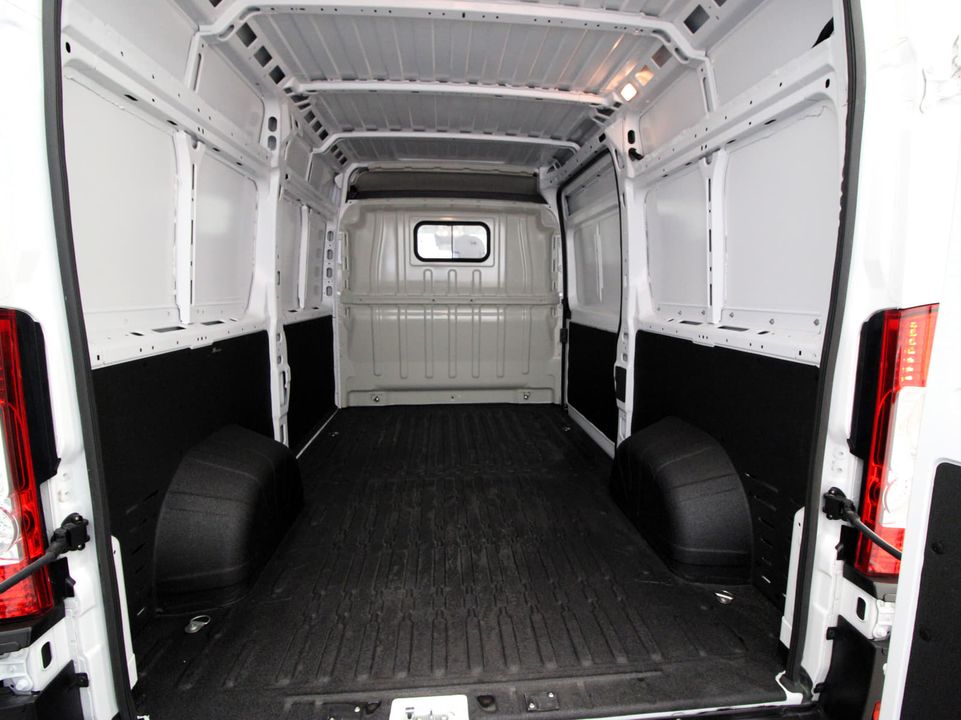 Ram ProMaster 1500 2025 - Image 18