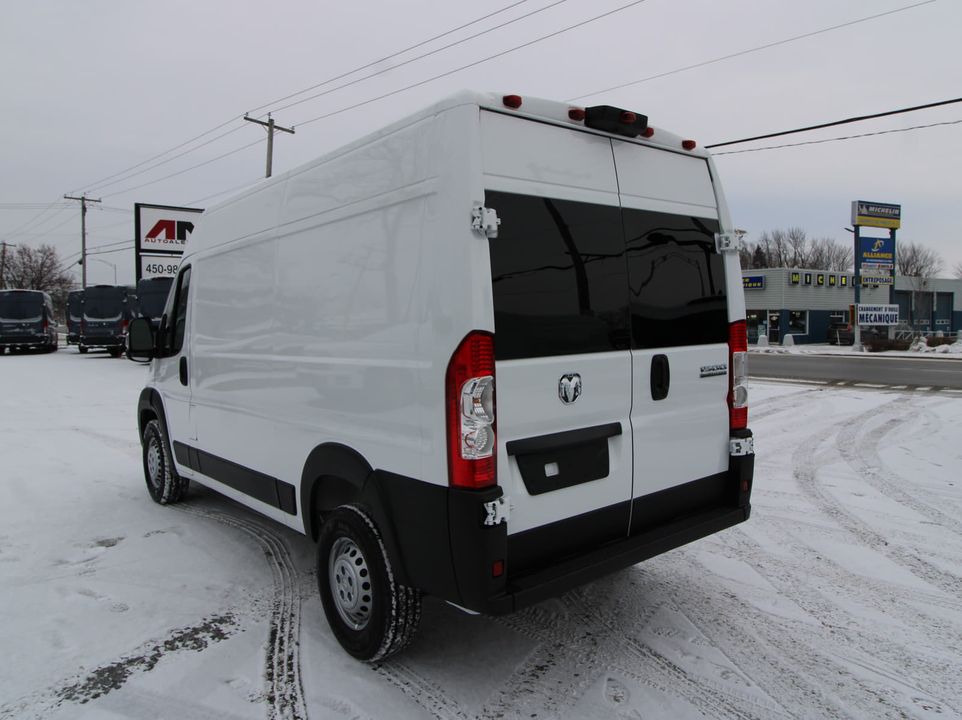 Ram ProMaster 1500 2025 - Image 11