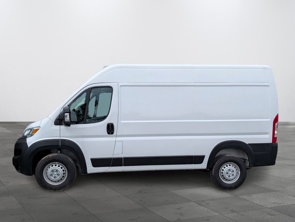 RAM ProMaster 1500 2025 - Image 7