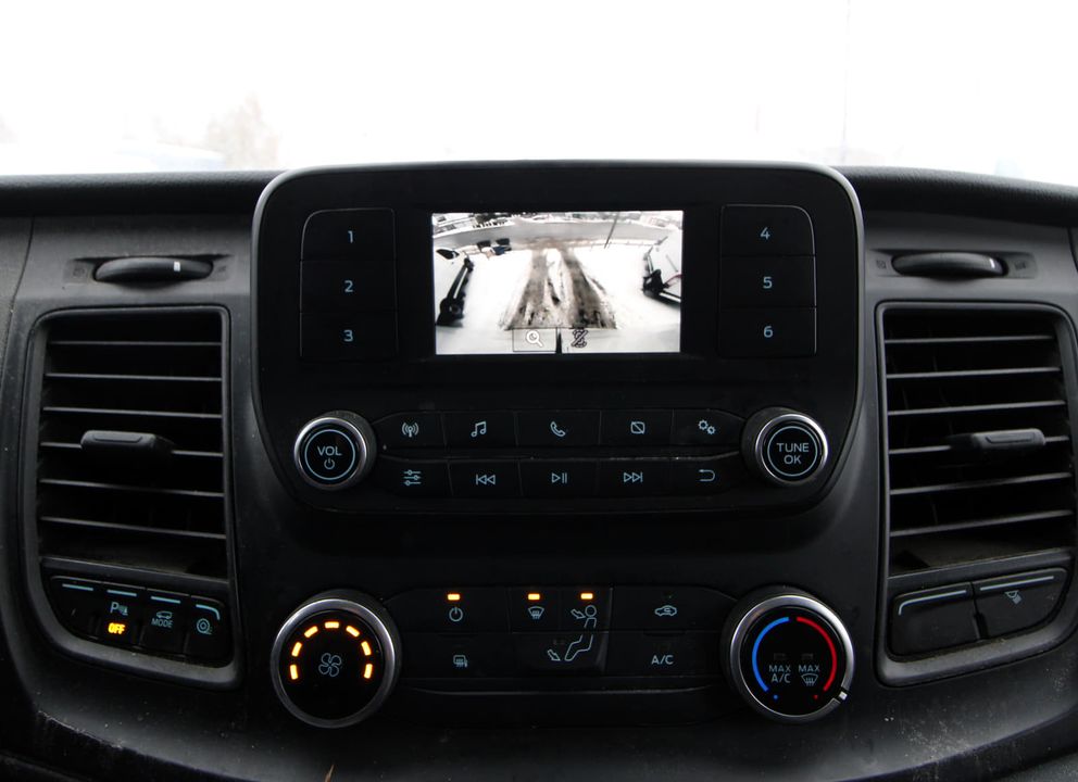 Ford Transit-250 Cargo Van 2021 - Image 2