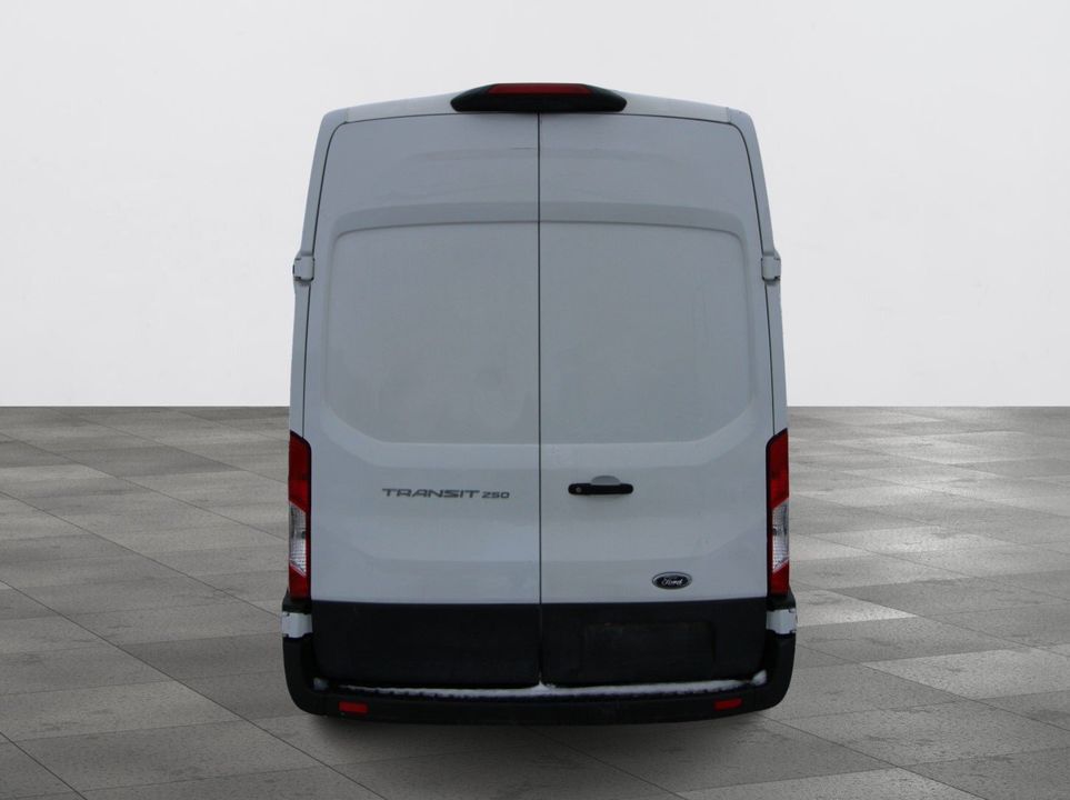 Ford Transit-250 Cargo Van 2021 - Image 15