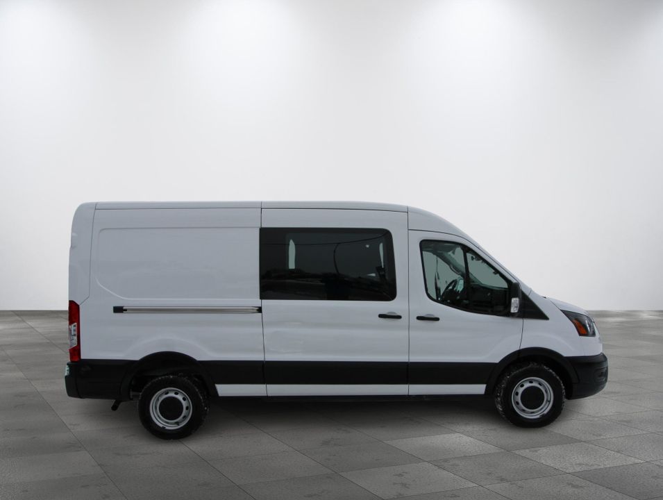 Ford Transit-250 Cargo Van 2023 - Image 5