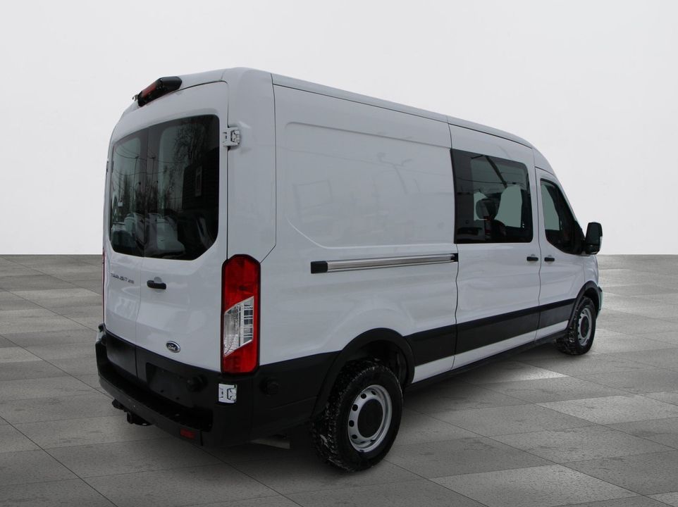Ford Transit-250 Cargo Van 2023 - Image 9