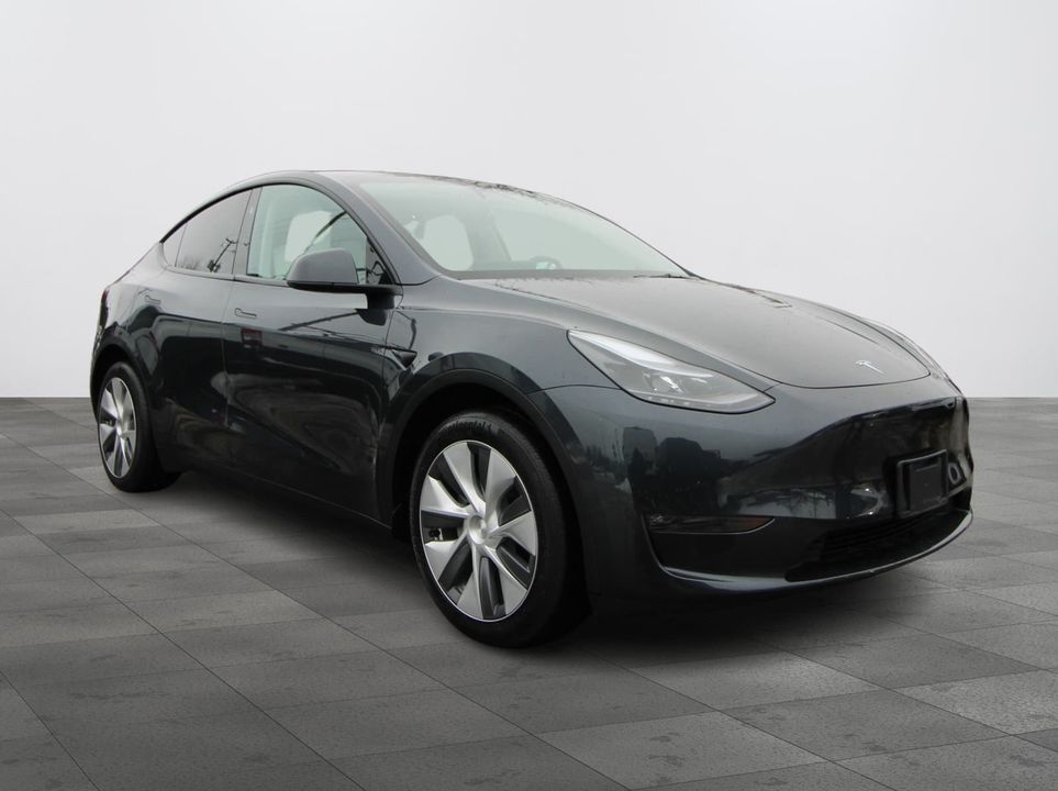 Tesla Model Y 2024 - Image 3