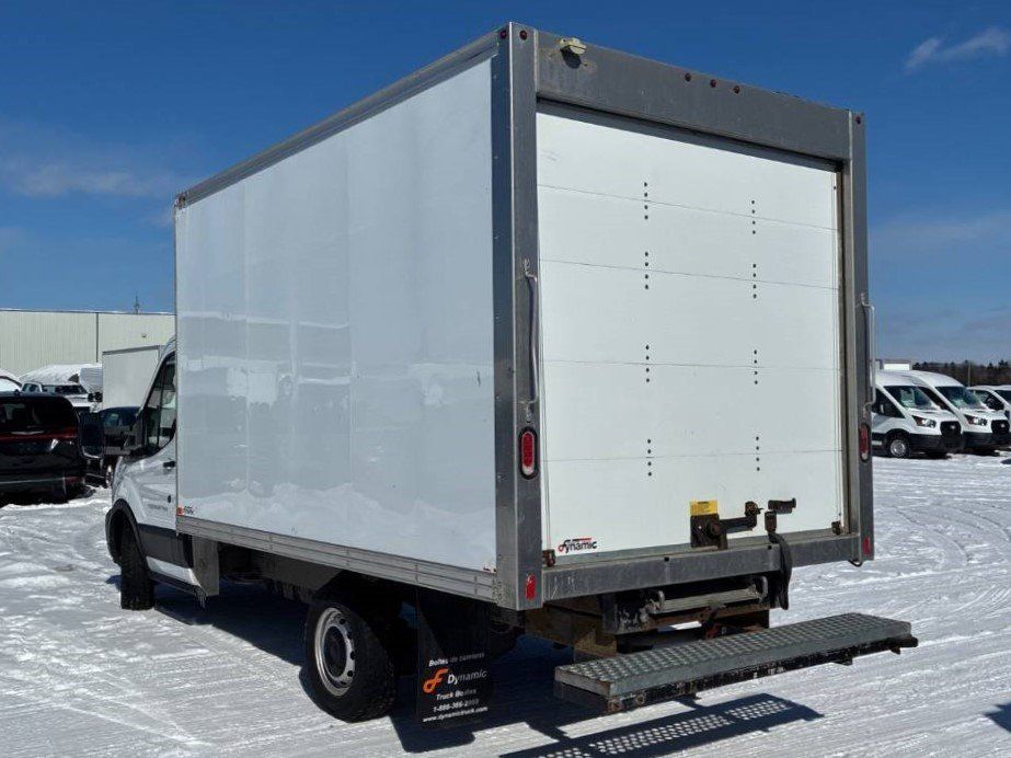 Ford Transit Cutaway 2021 - Image 11