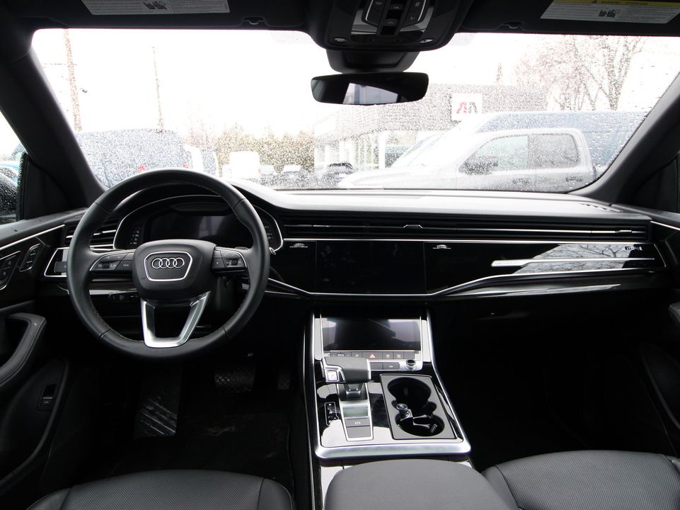 Audi Q8 2025 - Image 16