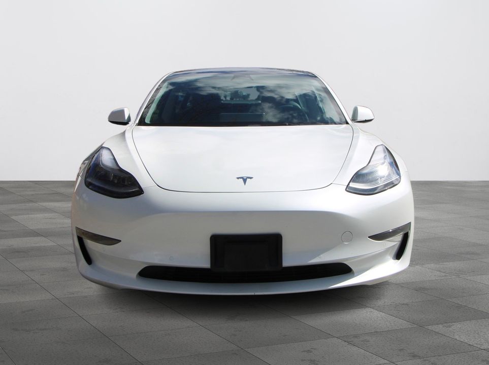 Tesla Model 3 2022 - Image 15